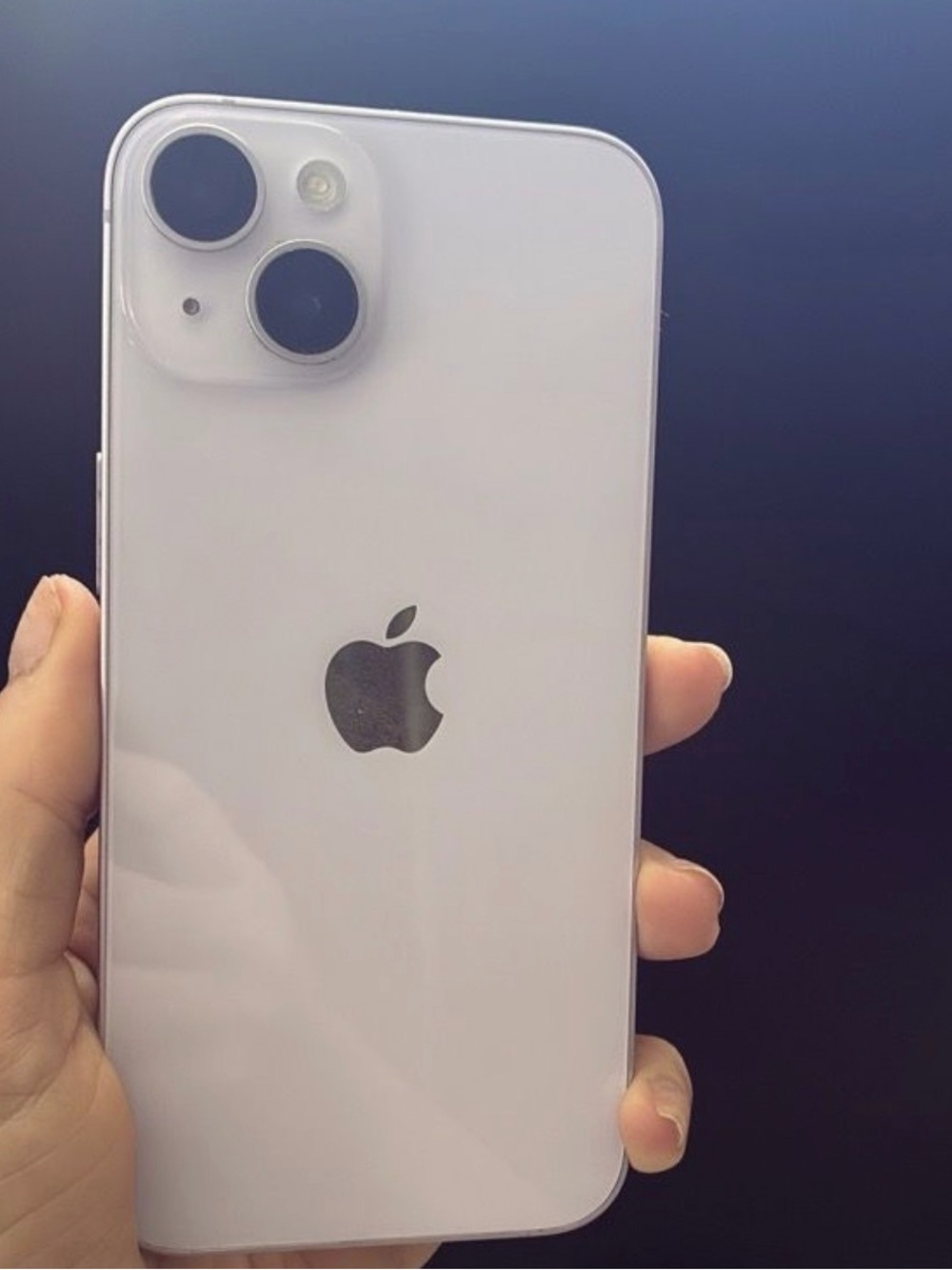 Apple iPhone 14 - excellent condition.